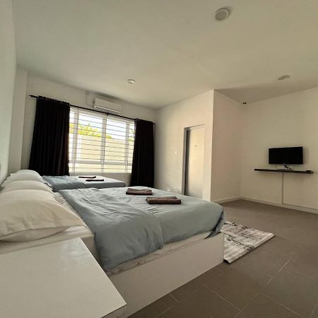 Ij Lodge Miri Eksteriør billede